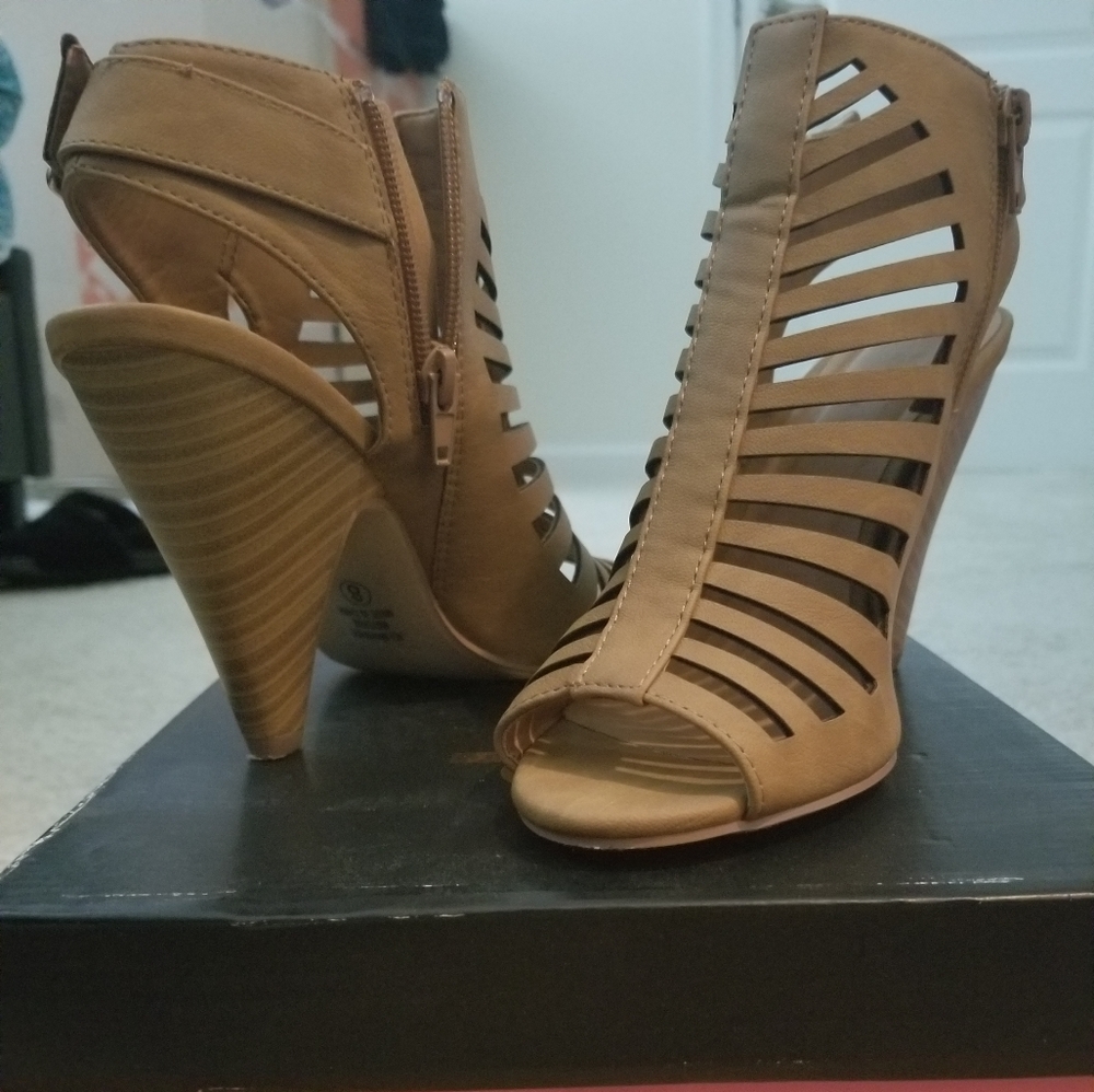 Charlotte Russe heel